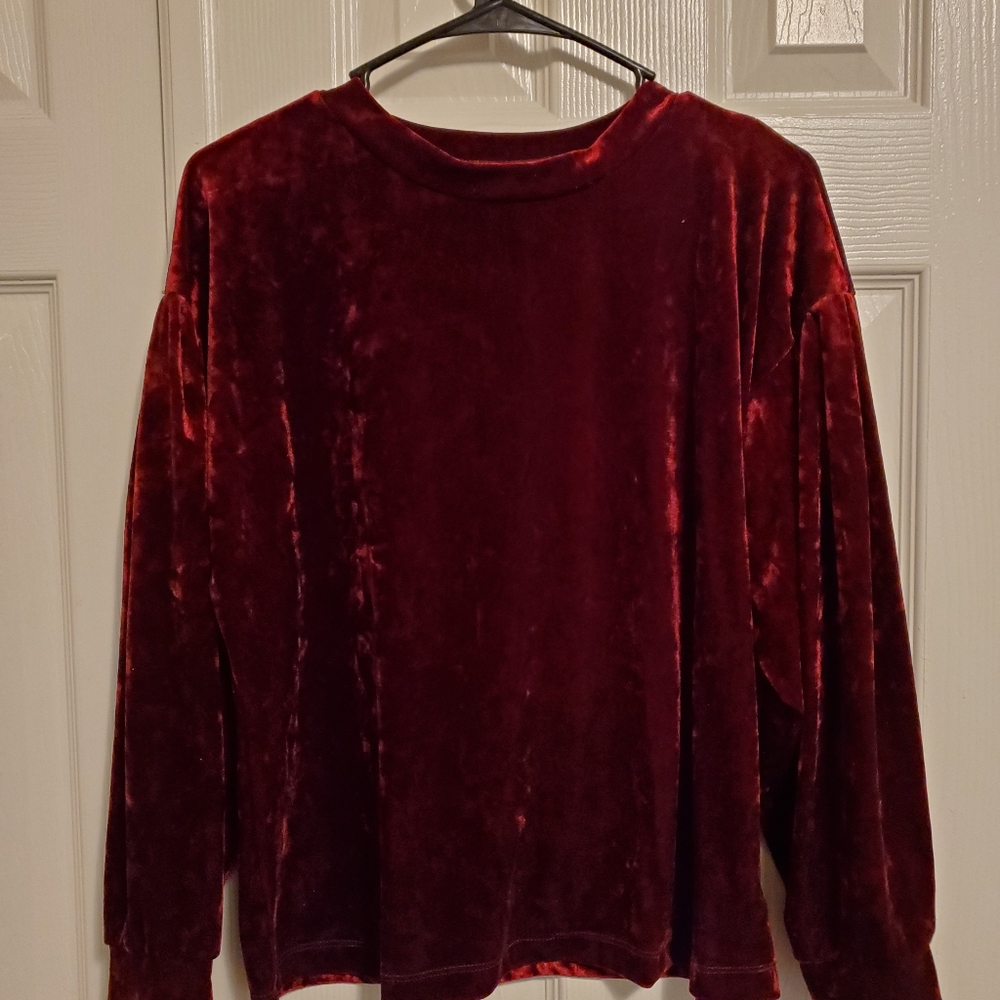 Red Velvet Stevie Hender sweater